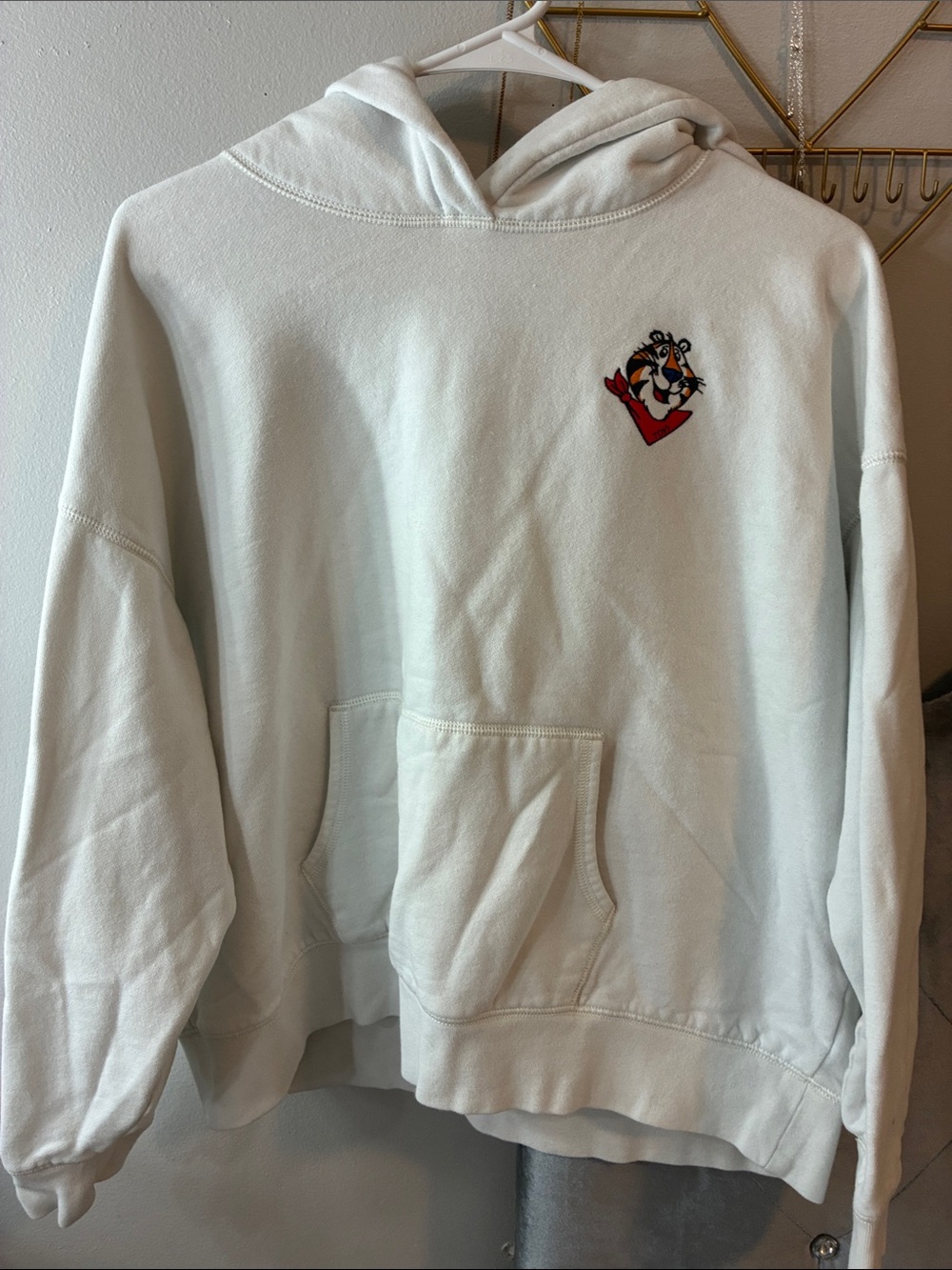 American Eagle Outfitters Cream Crewneck Hoodie with Tiger Patch